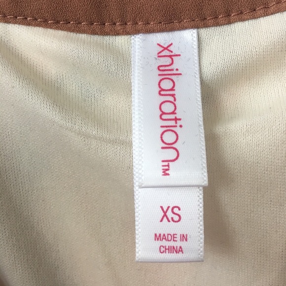 Xhilaration Coral and pale tan geometric maxi - Picture 3 of 4